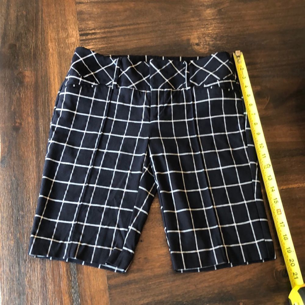 Elle stretch bermuda short